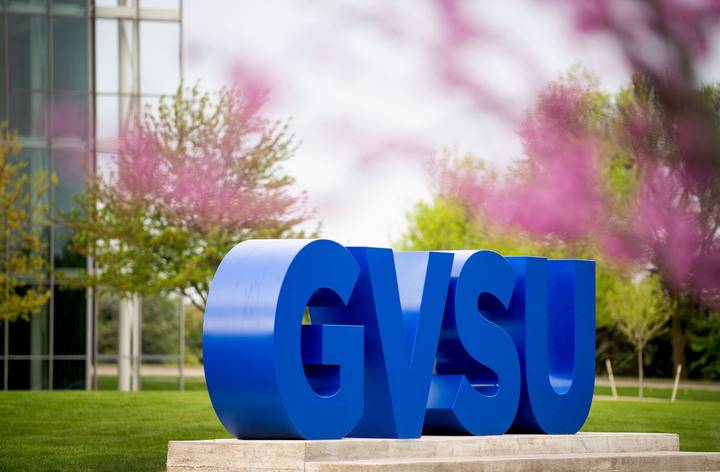 GVSU Letter Statue on Campus